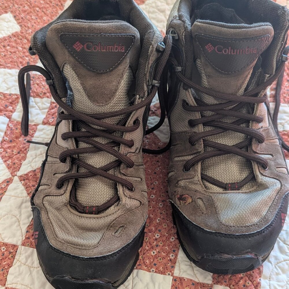 Columbia Omni Tech TechLite 11.5  Hiking Boots